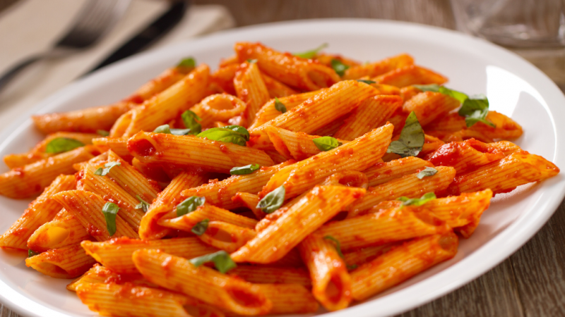 Creamy Red Sauce Pasta Recipe: Comfort Food in 3 Easy Steps