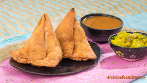 How to make street style Samosa at home in Hindi | समोसा रेसिपी