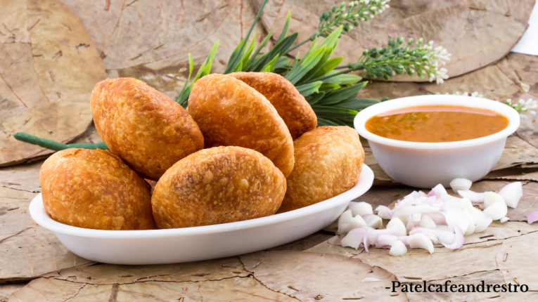 बाजार जैसी परफेक्ट कचौरी कैसे बनाएं? / मसालेदार कचौरी रेसिपी / Crispy Kachori Recipe